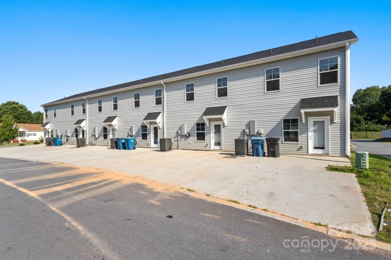 Property image 2 of 117 Dogwood Village Trail in Dogwood, Mooresville, NC 28115