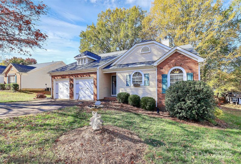 Property image 3 at 493 Debra Circle, Concord, NC 28025