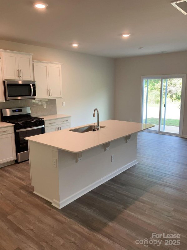 Property image 4 of 1834 Vanderlyn Street in Secrest Commons, Monroe, NC 28112