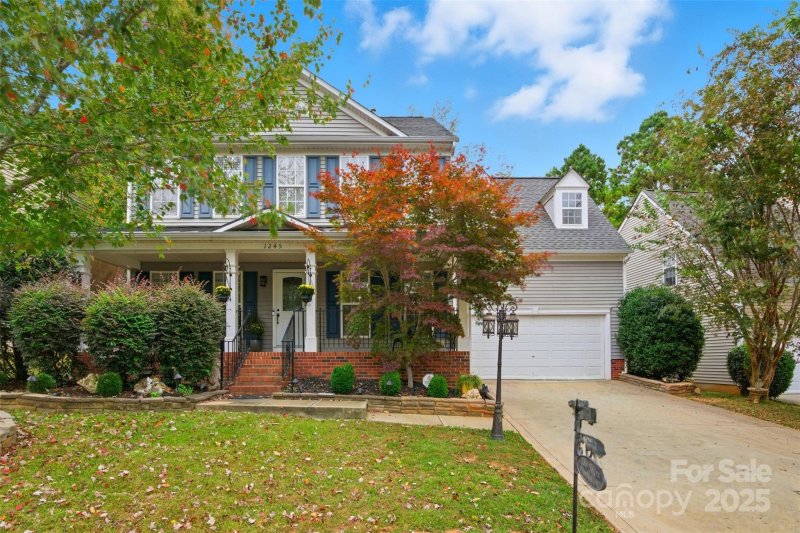 Property image 2 of 1245 Periwinkle Drive in Lawson, Waxhaw, NC 28173