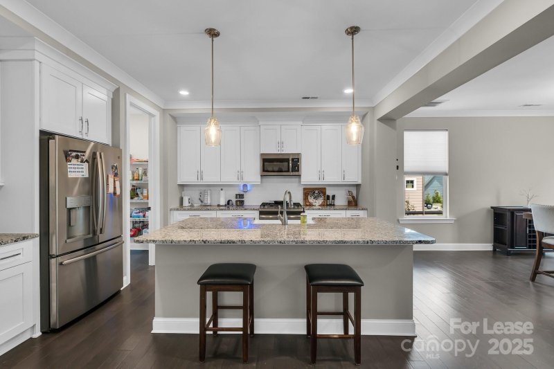 Property image 4 of 122 Round Rock Road in Sanders Ridge, Troutman, NC 28166