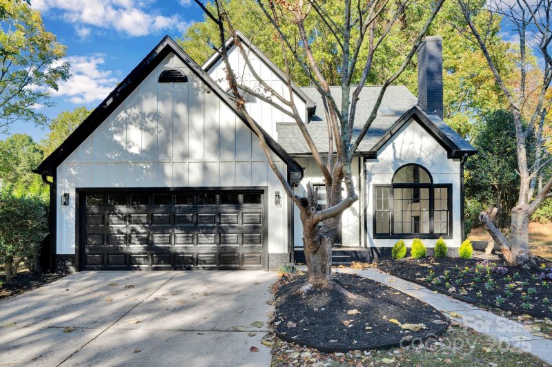 20807 Willow Pond Road