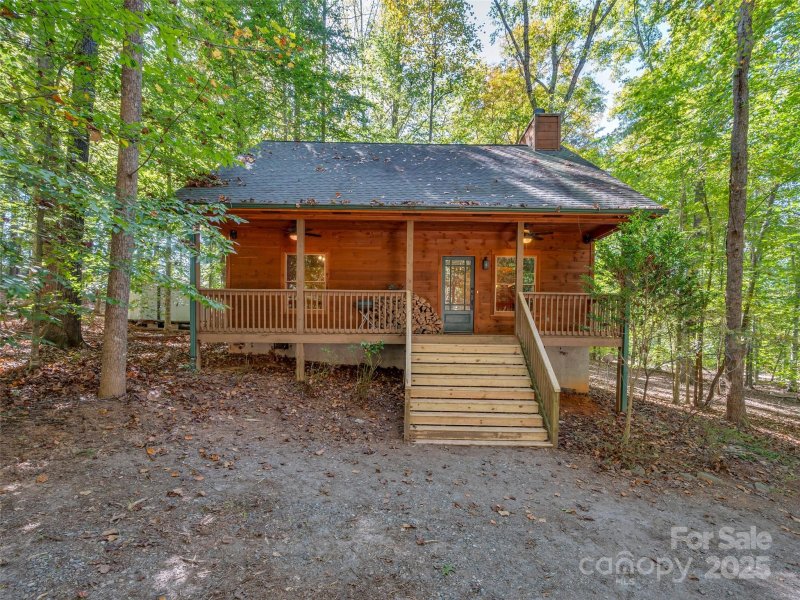 Property image 2 of 329 Cinnamon Ridge in Clearwater Creek, Rutherfordton, NC 28139