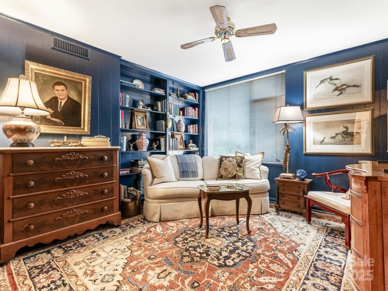 Property image 5 of 1300 Queens Road in Myers Park, Charlotte, NC 28207