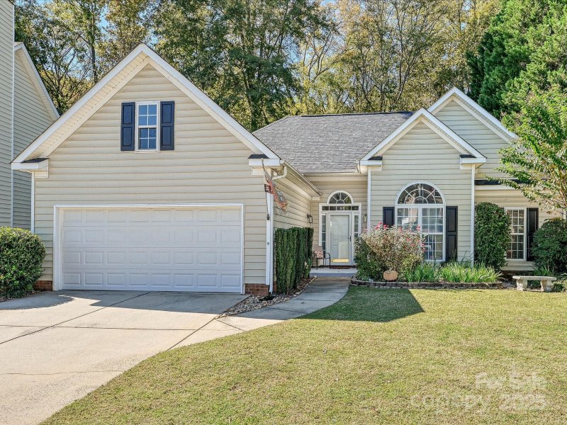 2812 Huckleberry Hill Drive