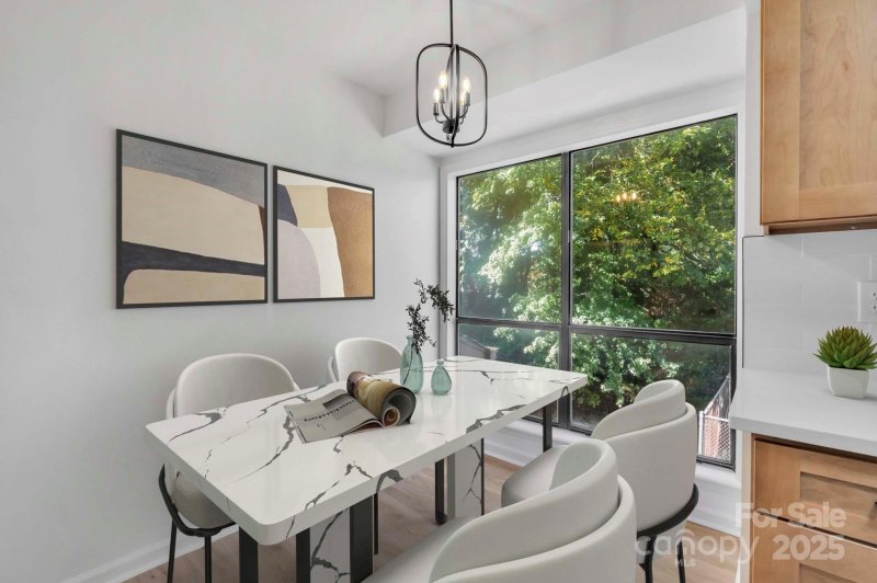 Property image 2 of 5727 Dockside Drive in Brandywine, Charlotte, NC 28227