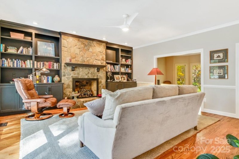 Property image 3 of 107 Sunningdale Drive in CLAREMONT, Flat Rock, NC 28731