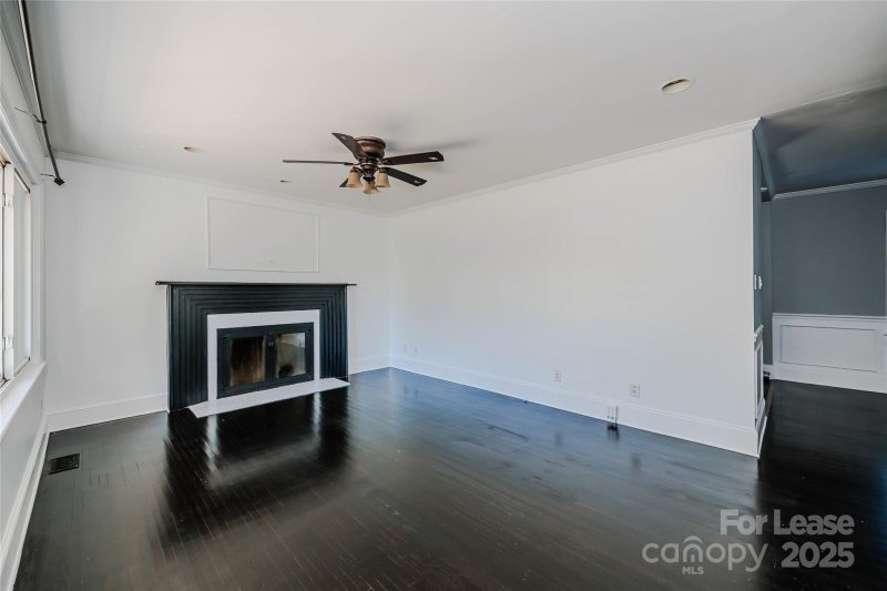 Property image 4 of 1913 Optimist Lane in Eastway Park, Charlotte, NC 28205