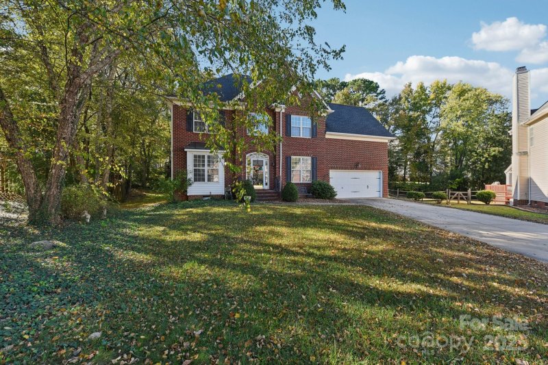 Property image 2 at 11015 Wilburn Park Court, Charlotte, NC 28262