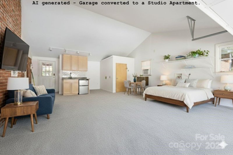 Property image 5 of 109 Rusty Lane in Stoney Mtn Estates, Hendersonville, NC 28791