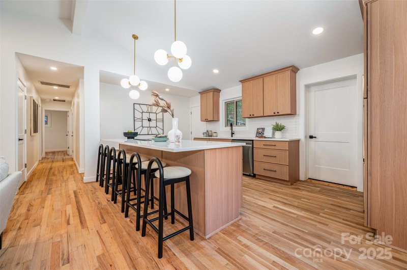 Property image 5 of 4042 Whipple Place in Shamrock Hills, Charlotte, NC 28215