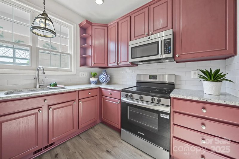 Property image 4 of 115 Sunridge Drive in Sunridge Place, Mooresville, NC 28117