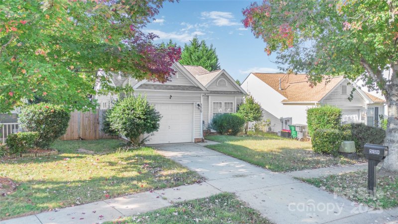 Property image 3 of 559 Tribune Drive in Belmeade Green, Charlotte, NC 28214