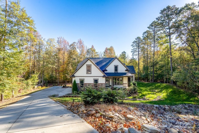 Property image 5 of 284 Ikerd Drive in Town Creek, Concord, NC 28025