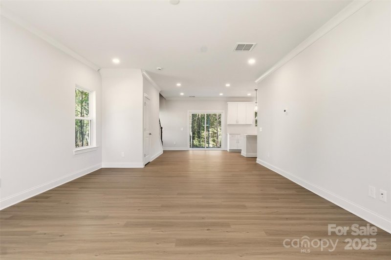 Property image 4 of 113 Titleist Drive in Augusta Greens, Statesville, NC 28677