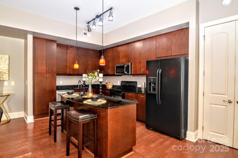 Property image 3 of 4625 Piedmont Row Drive in Piedmont Row, Charlotte, NC 28210