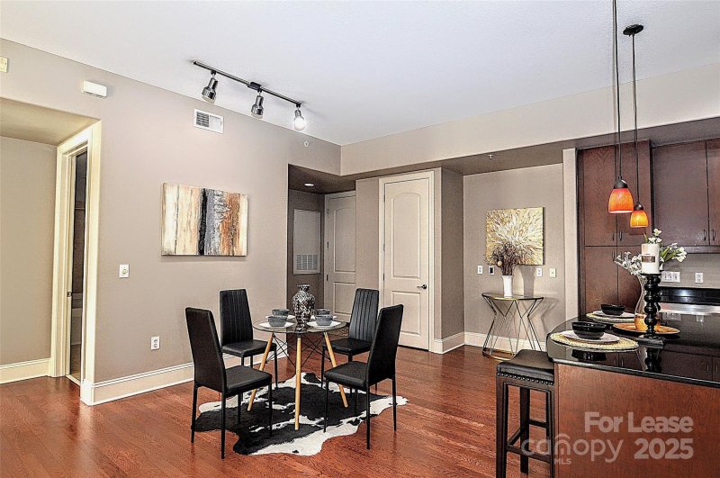 Property image 4 of 4625 Piedmont Row Drive in Piedmont Row, Charlotte, NC 28210