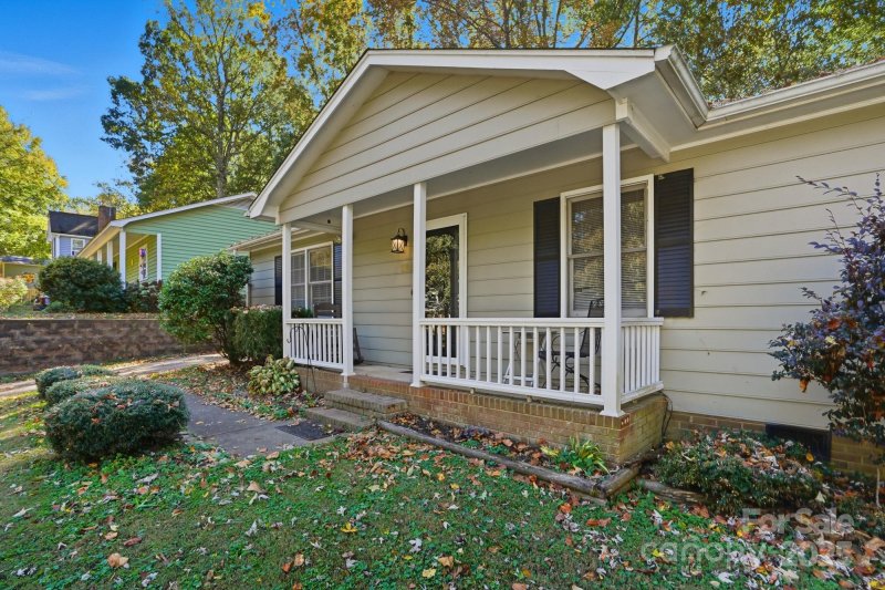 Property image 3 of 325 Treeline Drive in Lakewood, Belmont, NC 28012