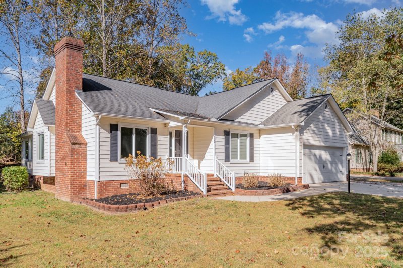 Property image 5 of 1700 Azalea Avenue in Shady Brook, Kannapolis, NC 28081