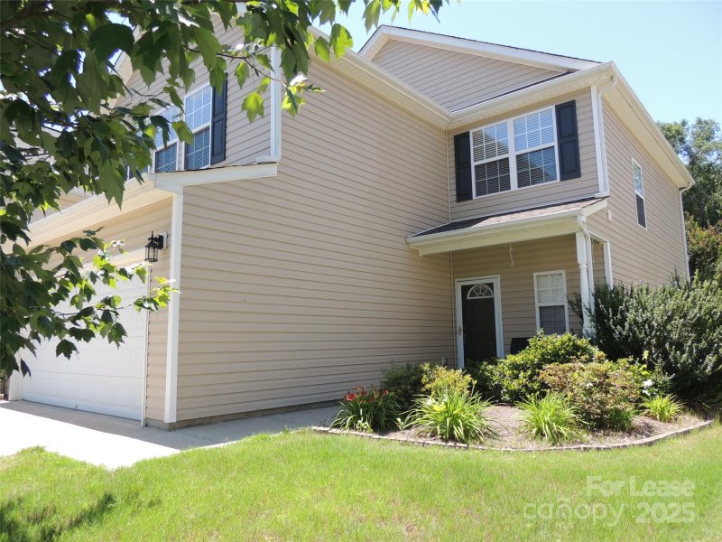 Property image 2 of 12210 Honor Guard Avenue in Oakbrooke, Charlotte, NC 28277