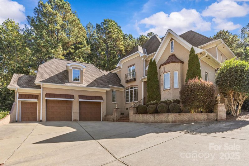 Property image 2 of 5129 Watermead Lane in Reflection Pointe, Belmont, NC 28012