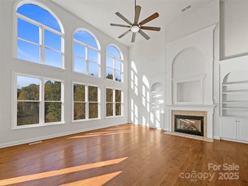 Property image 3 at 254 Montibello Drive, Mooresville, NC 28117