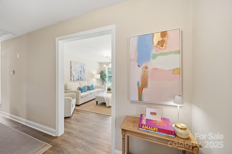 Property image 5 at 5631 Londonderry Road, Charlotte, NC 28210