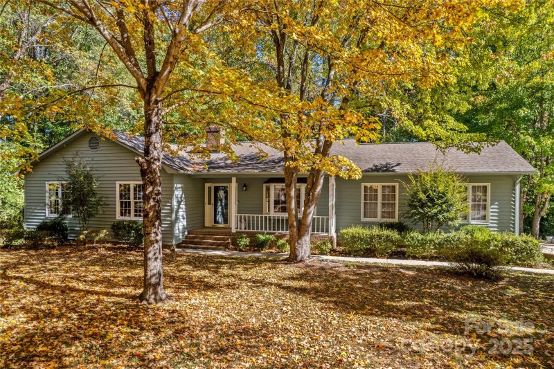 Ferncliff Estates, Mooresville Community