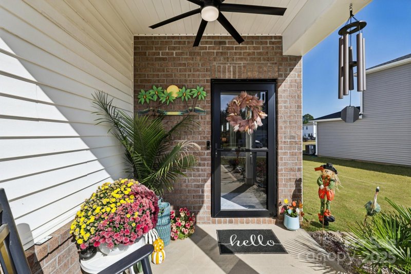 Property image 4 of 208 Canoga Avenue in Monterey Park, York, SC 29745