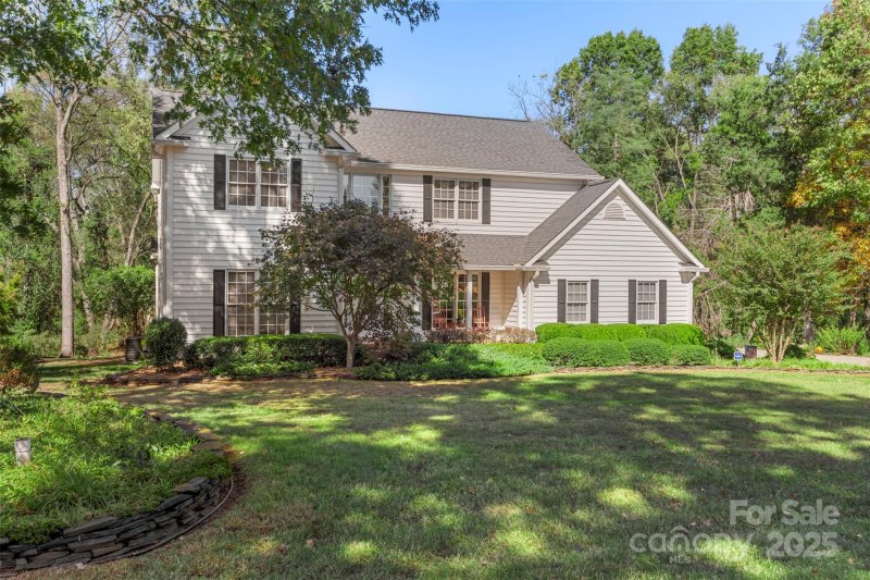 Property image 3 at 2555 Saddlewood Circle, Concord, NC 28027