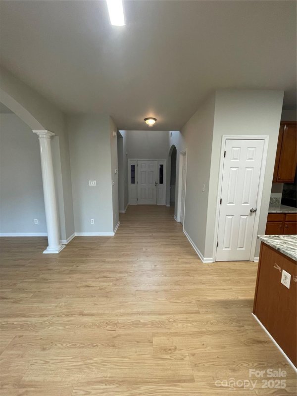 Property image 5 of 7027 Napton Court in Rocky River Village, Charlotte, NC 28213