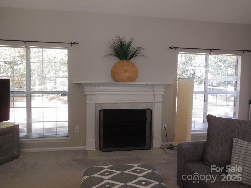 Property image 3 of 10631 Jardin Way in Bradfield Farms, Charlotte, NC 28215