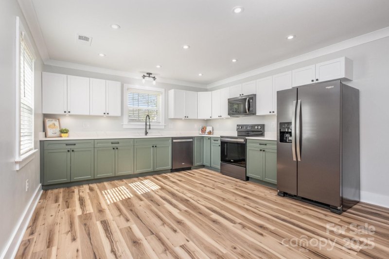 Property image 5 of 1402 Birch Street in Westover, Kannapolis, NC 28081