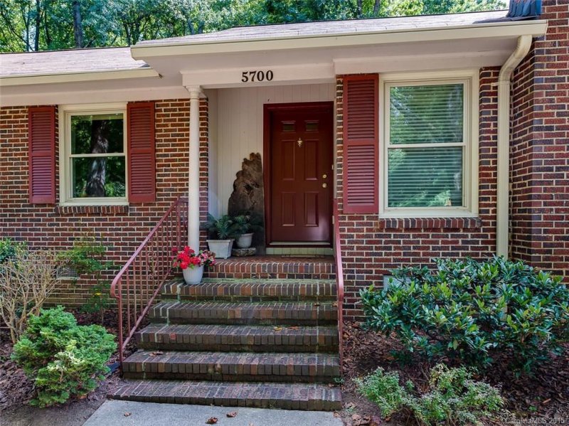 Property image 2 at 5700 Charing Place, Charlotte, NC 28211