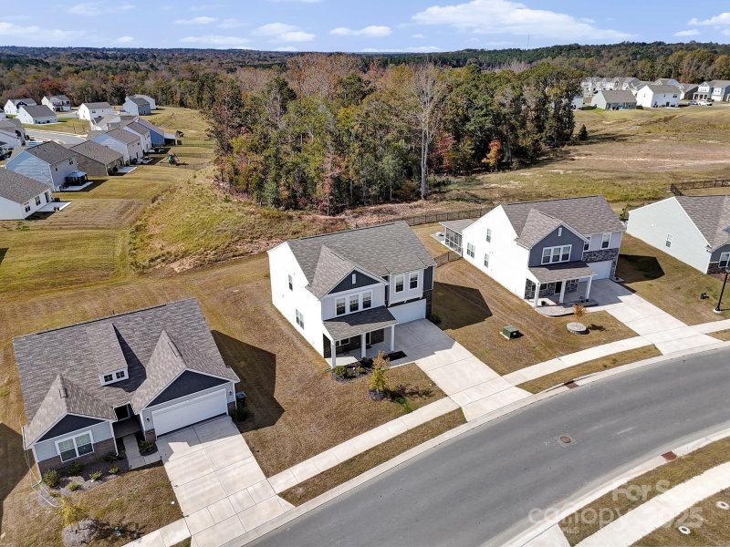 Property image 4 of 657 Mile Creek Road in Walkers Mill, Edgemoor, SC 29712