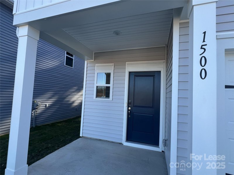 Property image 2 of 1500 31st Street in Walnut Reserve, Conover, NC 28613