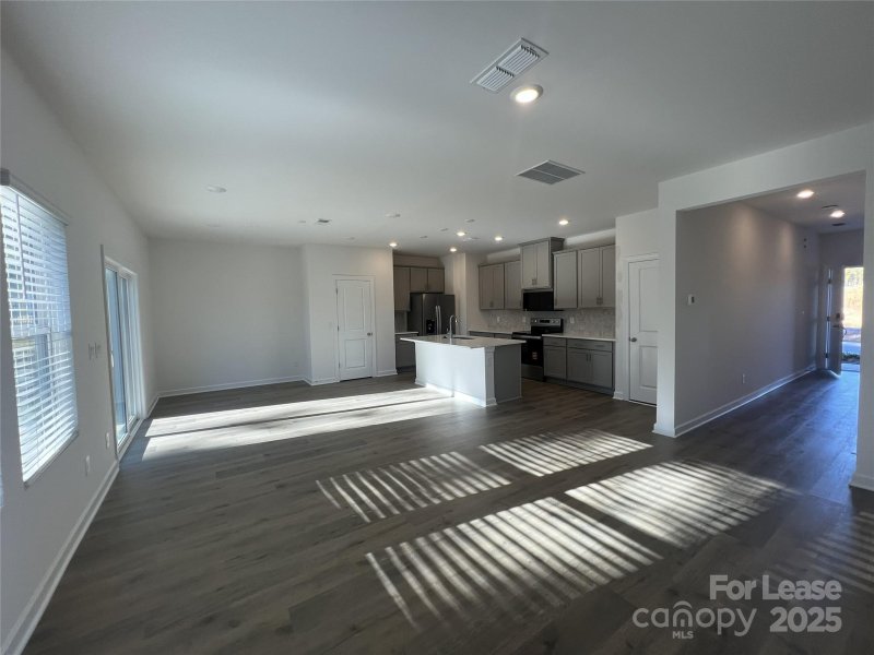 Property image 3 of 1500 31st Street in Walnut Reserve, Conover, NC 28613