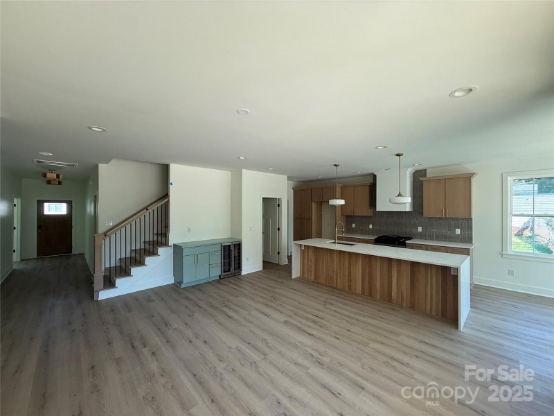 Property image 5 of 127 Hazelton Loop in Regency Lake Village, Mooresville, NC 28117