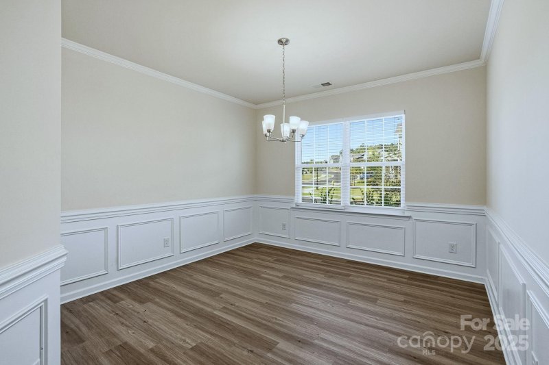 Property image 4 of 124 Tackle Box Drive in Falls Cove at Lake Norman, Troutman, NC 28166