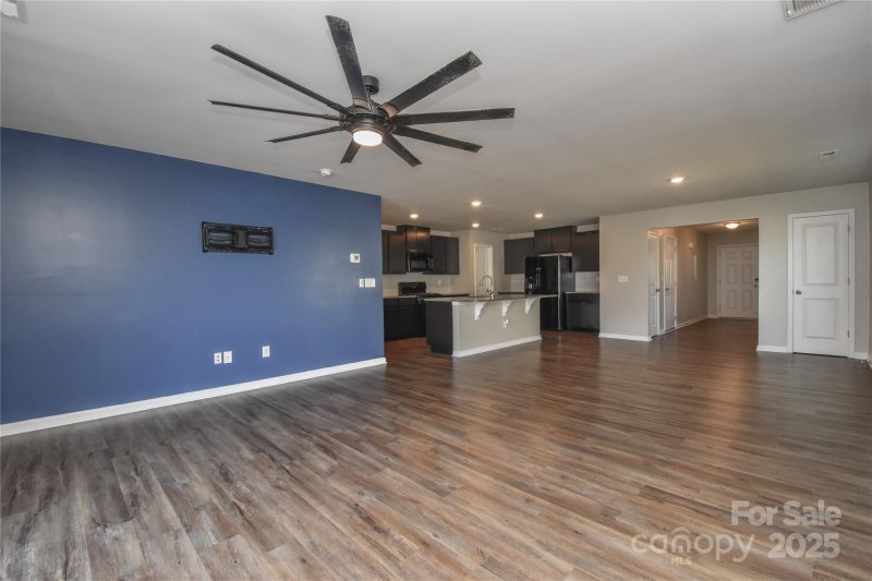 Property image 4 of 3048 Treyson Drive in Melwood, Denver, NC 28037