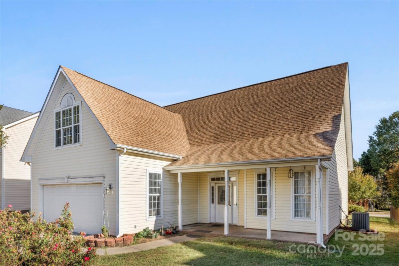 Property image 4 of 7426 Sparkleberry Drive in Holly Park, Indian Trail, NC 28079