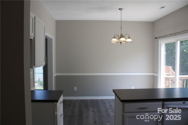 Property image 5 of 8412 Bristol Ford Place in Cambridge, Charlotte, NC 28215