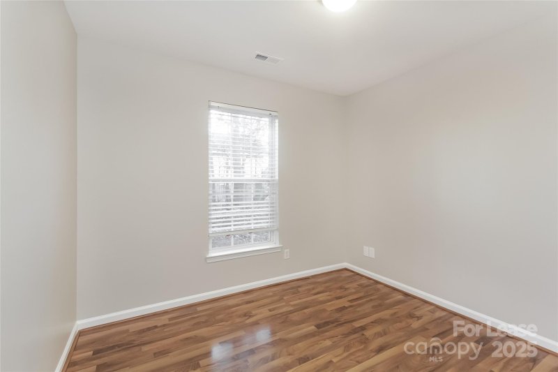 Property image 5 of 5030 Gibbons Link Road in Scotsborough, Charlotte, NC 28269