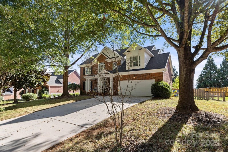 Property image 4 of 117 Alexandria Drive in Foxfield, Mooresville, NC 28115