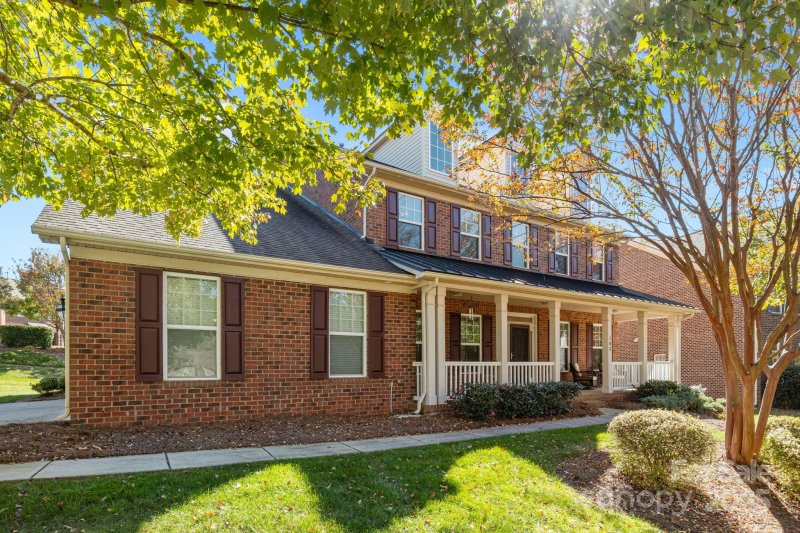 Property image 5 of 103 Glenholden Lane in Northbridge, Mooresville, NC 28115