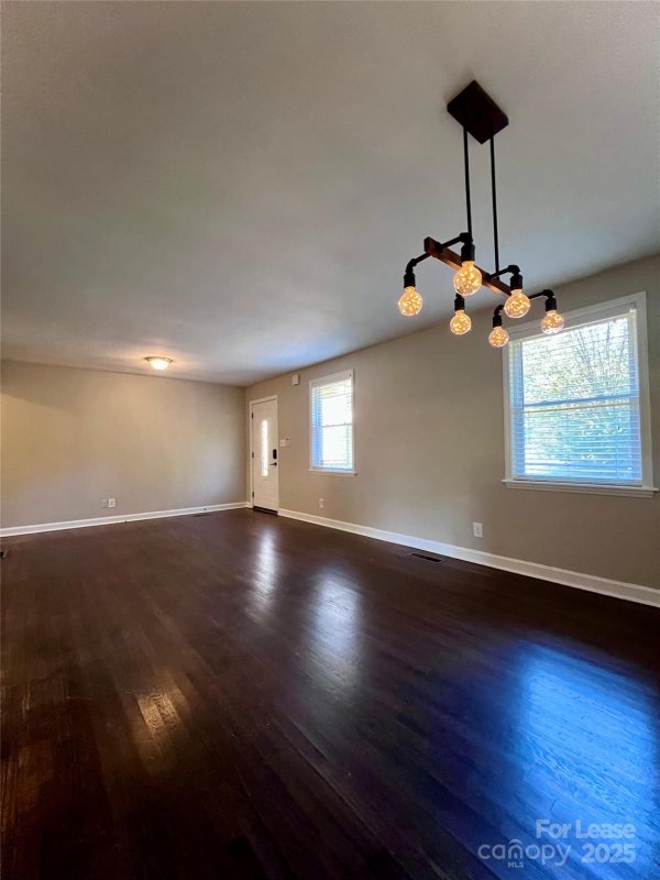 Property image 4 of 2716 Purser Drive in Shannon Park, Charlotte, NC 28215