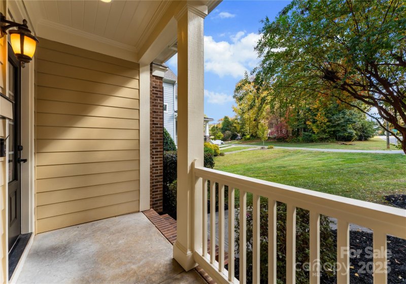 Property image 3 of 2105 Lanier Avenue in Amity Gardens, Charlotte, NC 28205