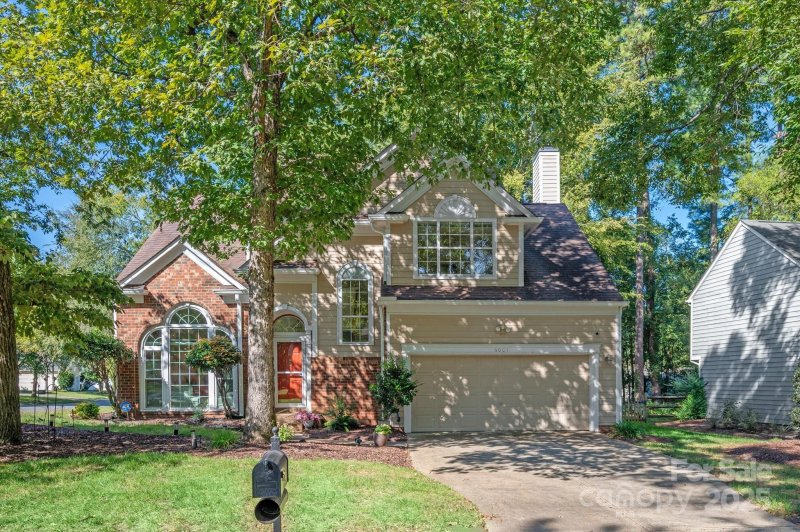 Property image 3 at 6001 Elm Cove Lane, Charlotte, NC 28269