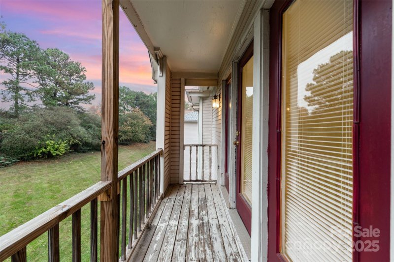 Property image 4 at 6166 Meadow Rose Lane, Charlotte, NC 28215
