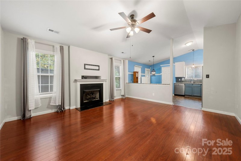 Property image 3 at 5704 Shining Oak Lane, Charlotte, NC 28269